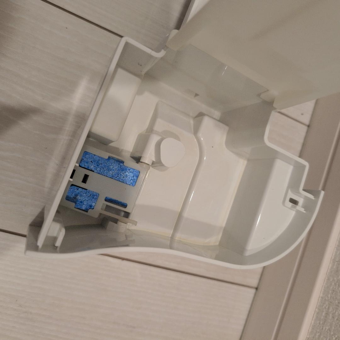 【極美品】シャープ　加湿空気清浄機　KC-E50　プラズマクラスター7000