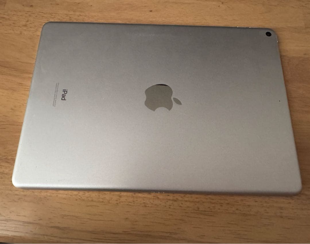 Apple iPad Air 第3世代 64GB 10.5インチ ホワイト