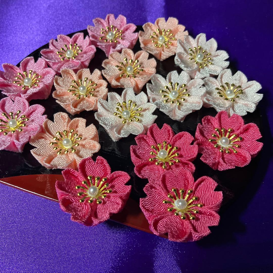 ちりめん　つまみ細工桜パーツ（101 パーツ　つるし雛