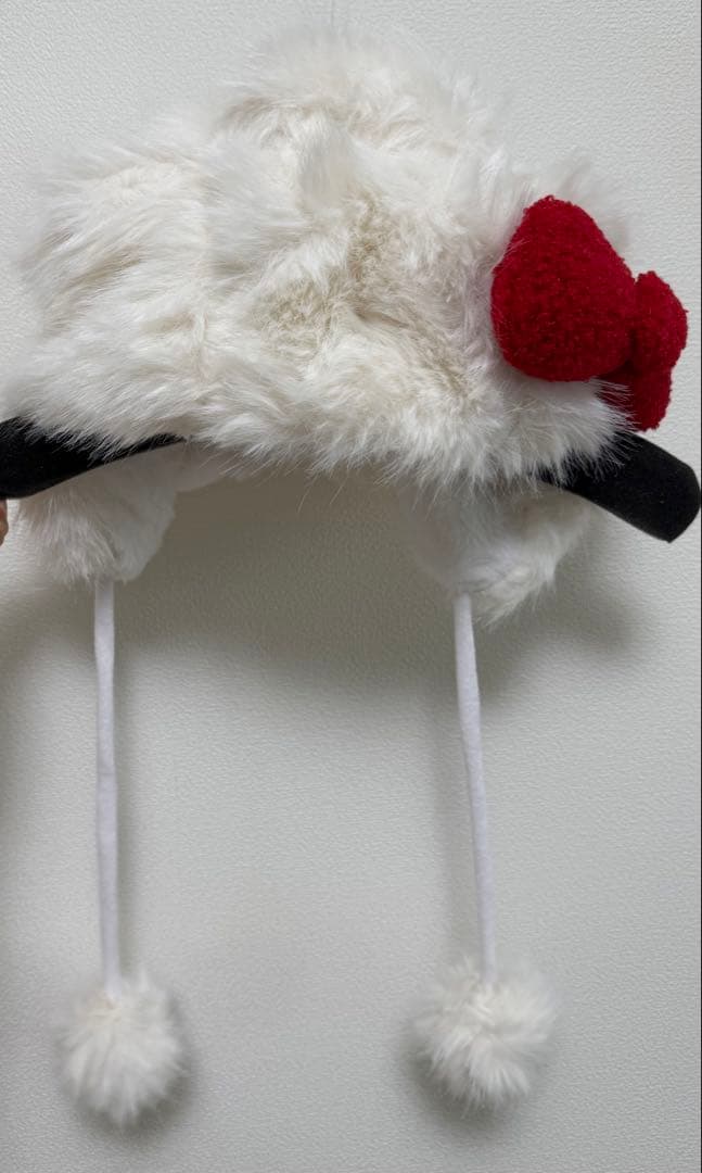 キティ 被り物 カチューシャ 帽子 ポンポン USJ 冬 - メルカリ