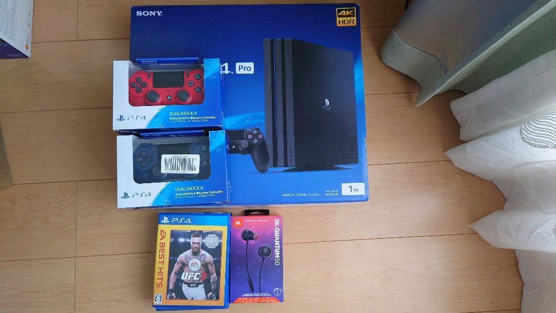 47%割引ずっと気になってた PlayStation 4 Pro ジェット・ブラック