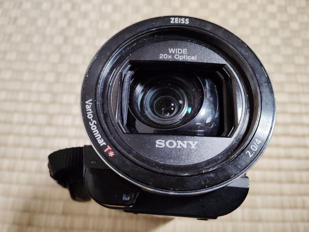 HDR-AX40