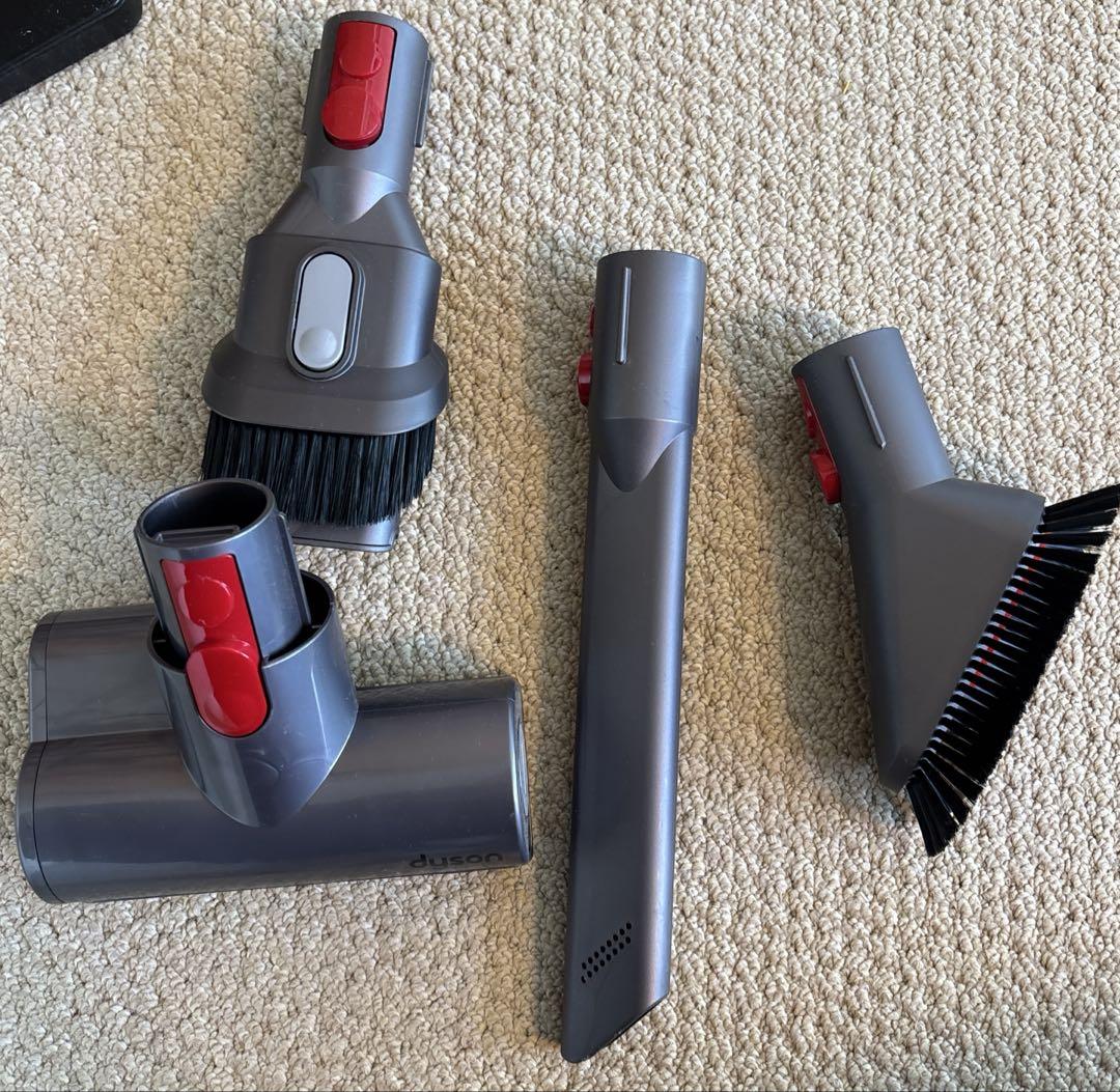 【要バッテリー交換】ダイソン掃除機　v10 fluffy Amazon.co.jp: Dyeetic ダイソン バッテリー V10 交換 SV12 掃除