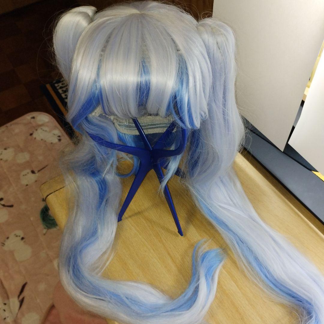 2/28まで値下げ★ 雪ミク 初代 コスプレ衣装 ウィッグ付 2/28まで値下げ☆ 雪ミク 初代 コスプレ衣装 ウィッグ付