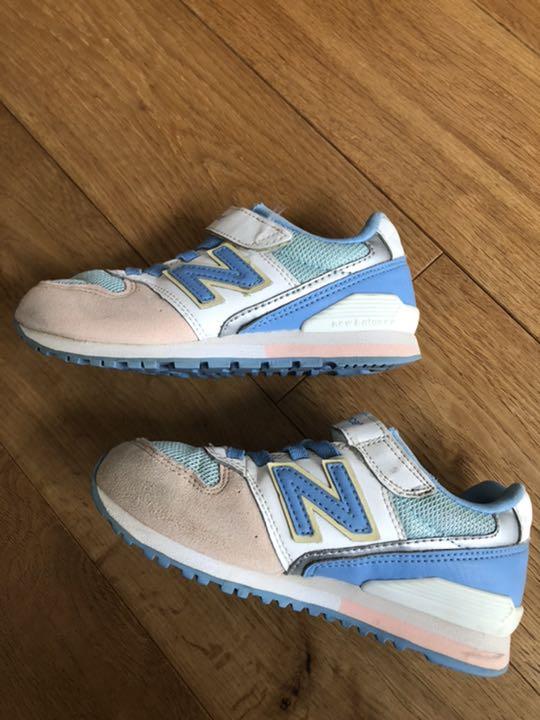 New Balanceニューバランス スニーカー996 18cm水色 ピンク Compre En Mercari De Japon El Buyee