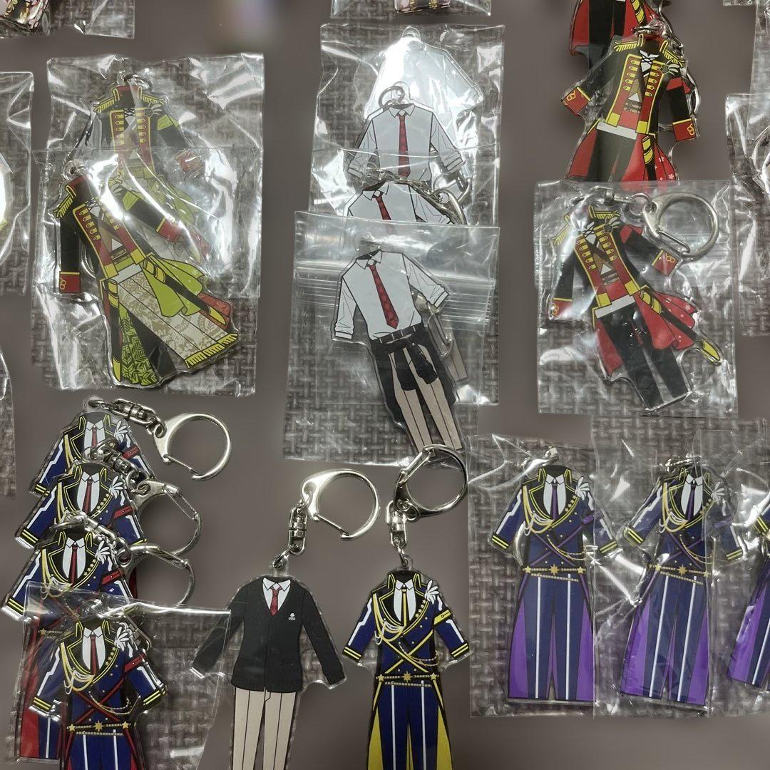 となりの坂田 浦島坂田船 衣装キーホルダー 衣装 キーホルダー 浦島坂田船 衣装キーホルダーくじ うらたぬき 3種セット - メルカリ
