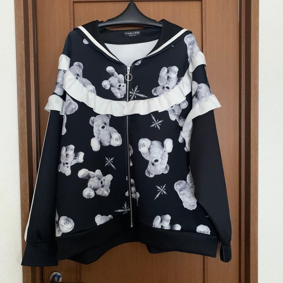 トラバストーキョー くま総柄セーラーカラーフリルトラックジャケット