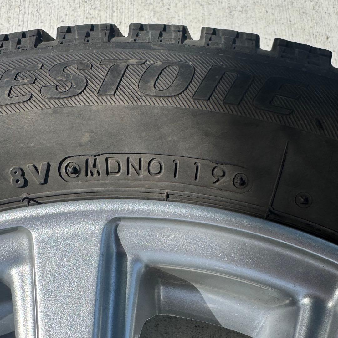 スタッドレスタイヤ ホイールセットやや傷や汚れあり