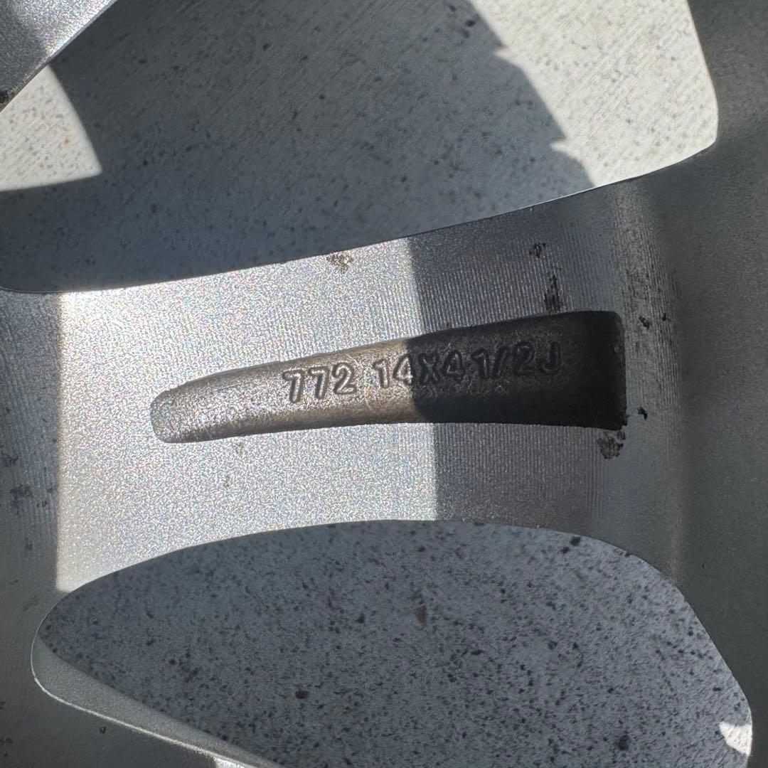 14インチ スタッドレスタイヤ