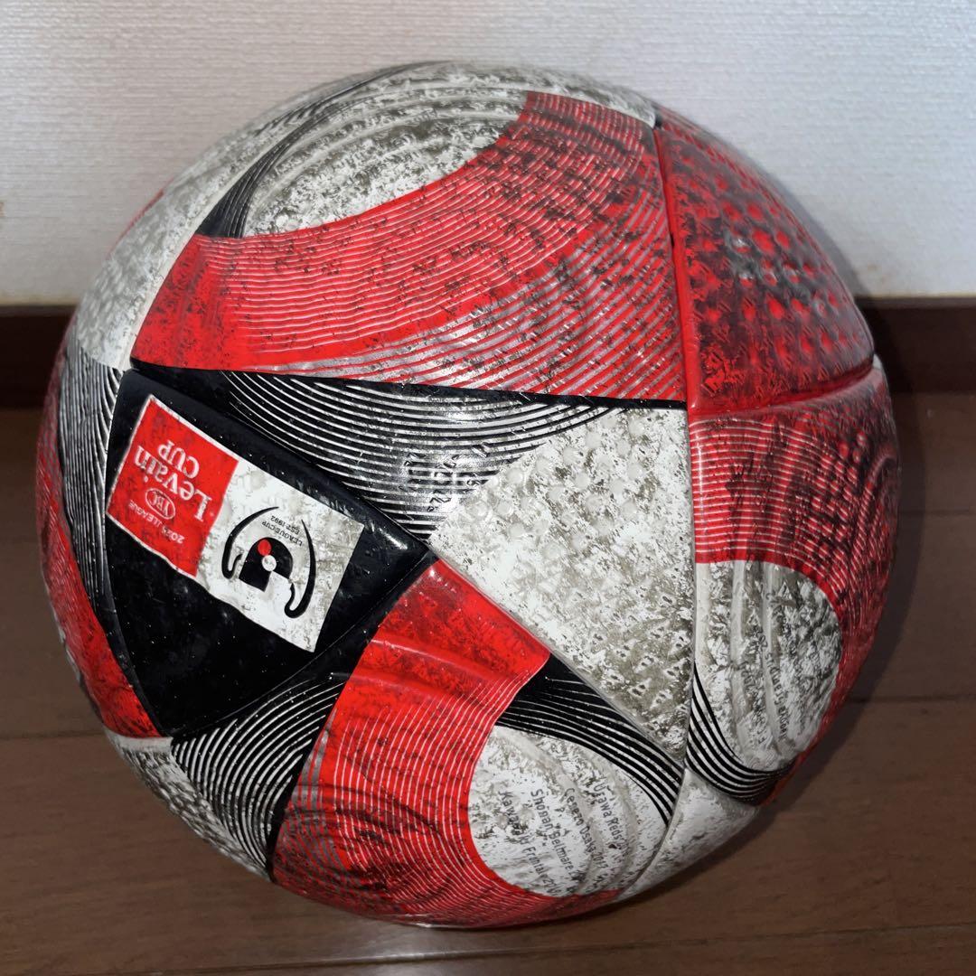 高級品市場 Levain YBC J.LEAGUE 2025 Cup メルカリ - サッカーボール その他