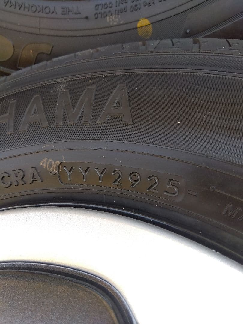 Ｎ－ＶＡＮ　新車外し　ターボ用純正ホイール、タイヤ4本セット　ホイールキャップ付