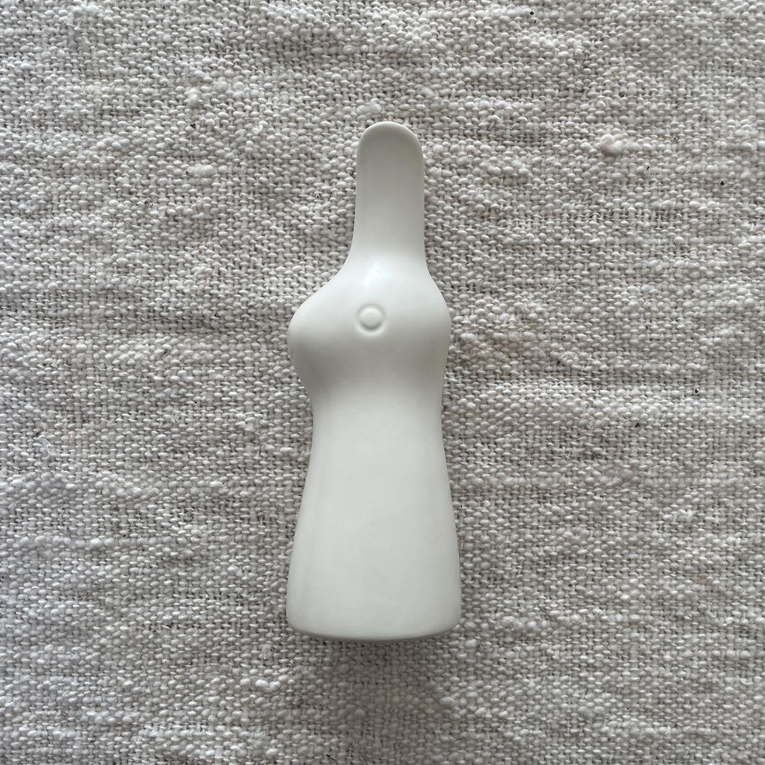 【廃盤品】　鹿児島睦　うさぎ　フラワーベース