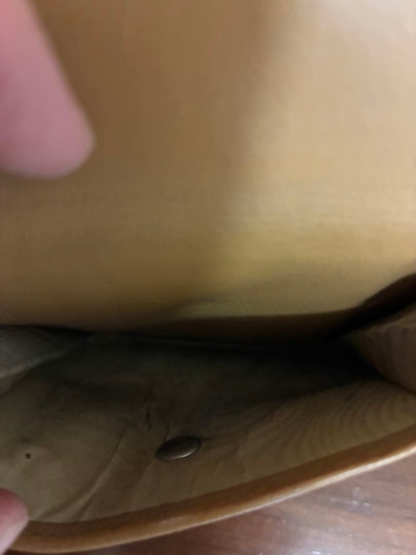 CHANEL シャネル 二つ折り財布 ミニ財布 ベージュ CHANEL シャネル 二つ折り財布 ミニ財布 ベージュ