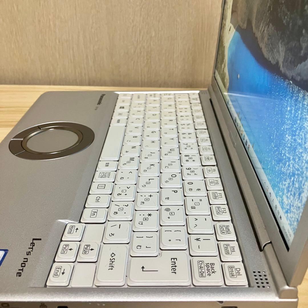 第8世代✨Panasonic レッツノート SV8 core i5 SSD256
