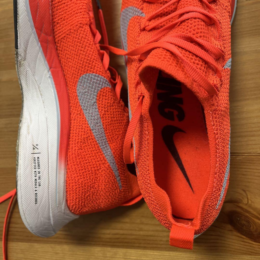 口コミ・レビュー評価が高いおすすめ人気商品の通販 Flyknit Vaporfly4% 12／28まで値下げ。ナイキ 27cm メルカリ - スパイク・シューズ