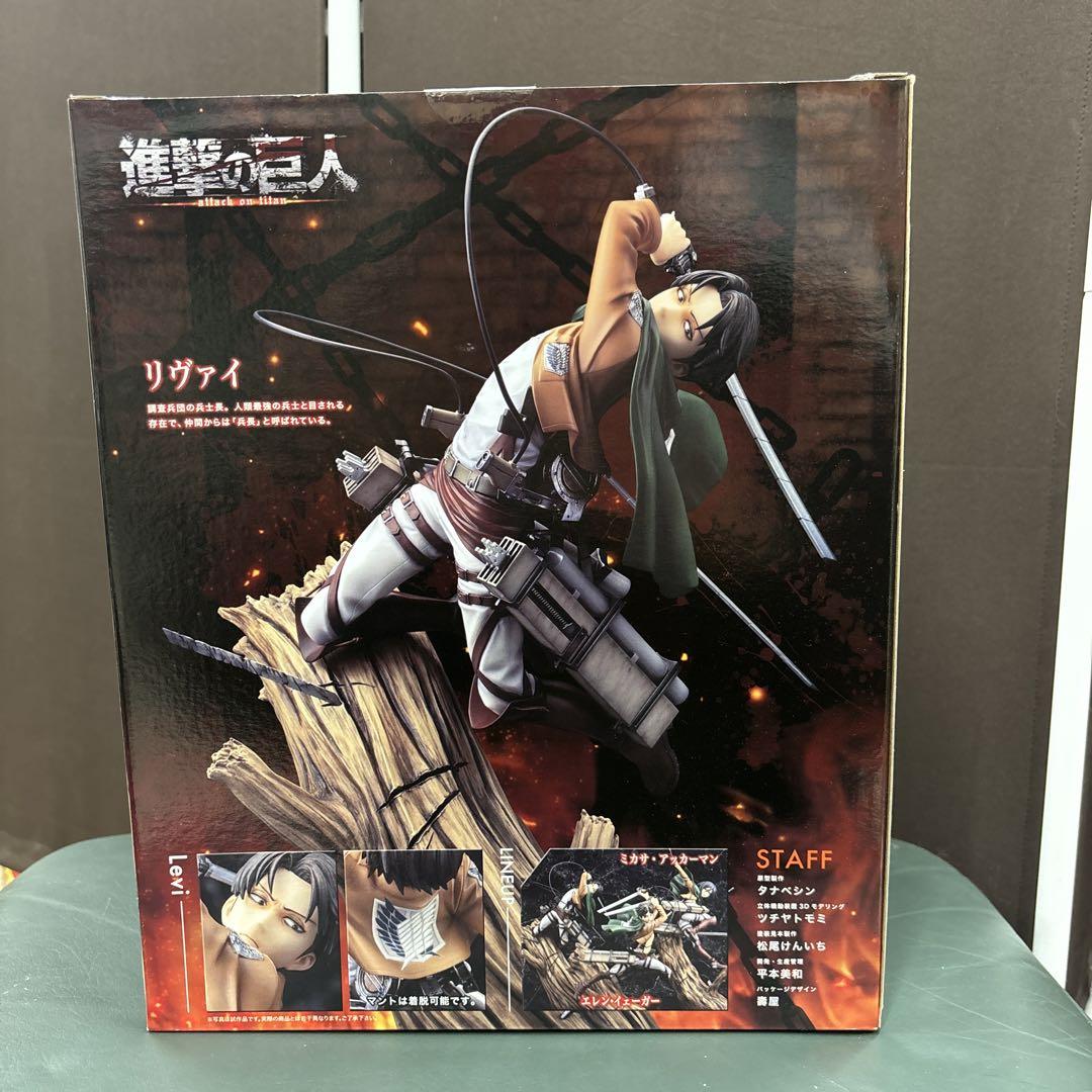 進撃の巨人 リヴァイ フィギュア 1/8 コトブキヤ 進撃の巨人 リヴァイ フィギュア 1/8 コトブキヤ