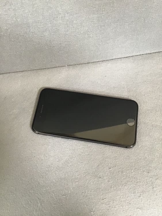 美品 国内版 SIMフリー iPhone8 64GB スペースグレイ色 美品 国内版 SIMフリー iPhone8 64GB スペースグレイ色