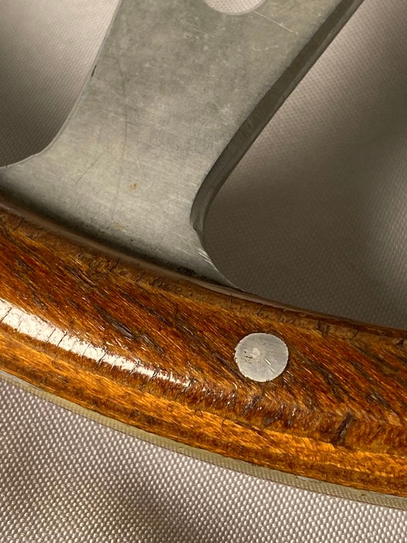 ボス付き モトリタウッドステアリング傷や汚れあり