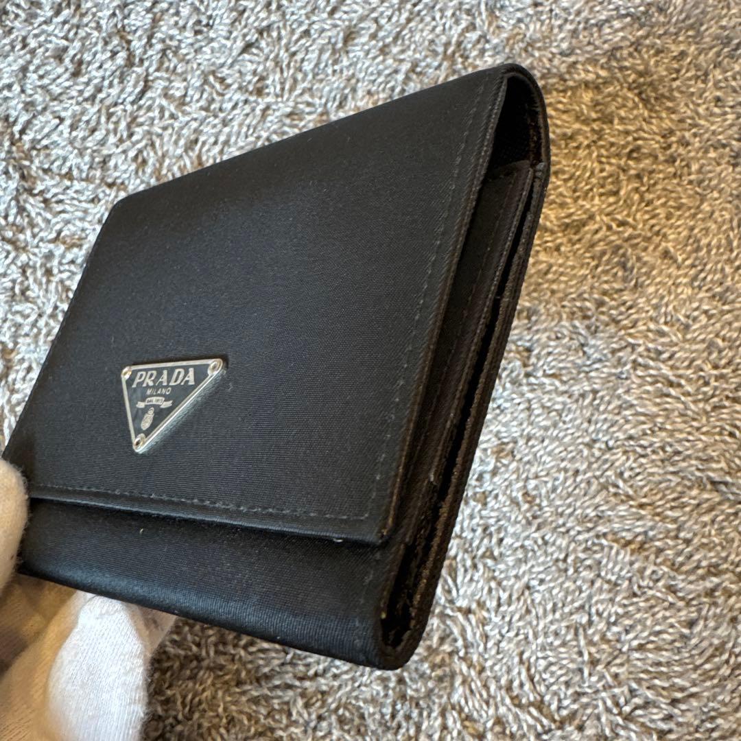 【美品】PRADA 三つ折り財布 サフィアーノ 三角プレート ユニセックス