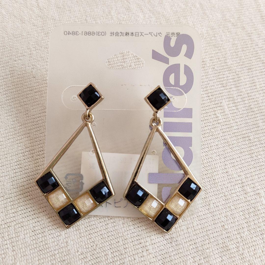 結婚祝い 白 黒 樹脂ピアス ピアス 綺麗め 平成ギャル ブラック ゴールド アクセサリー