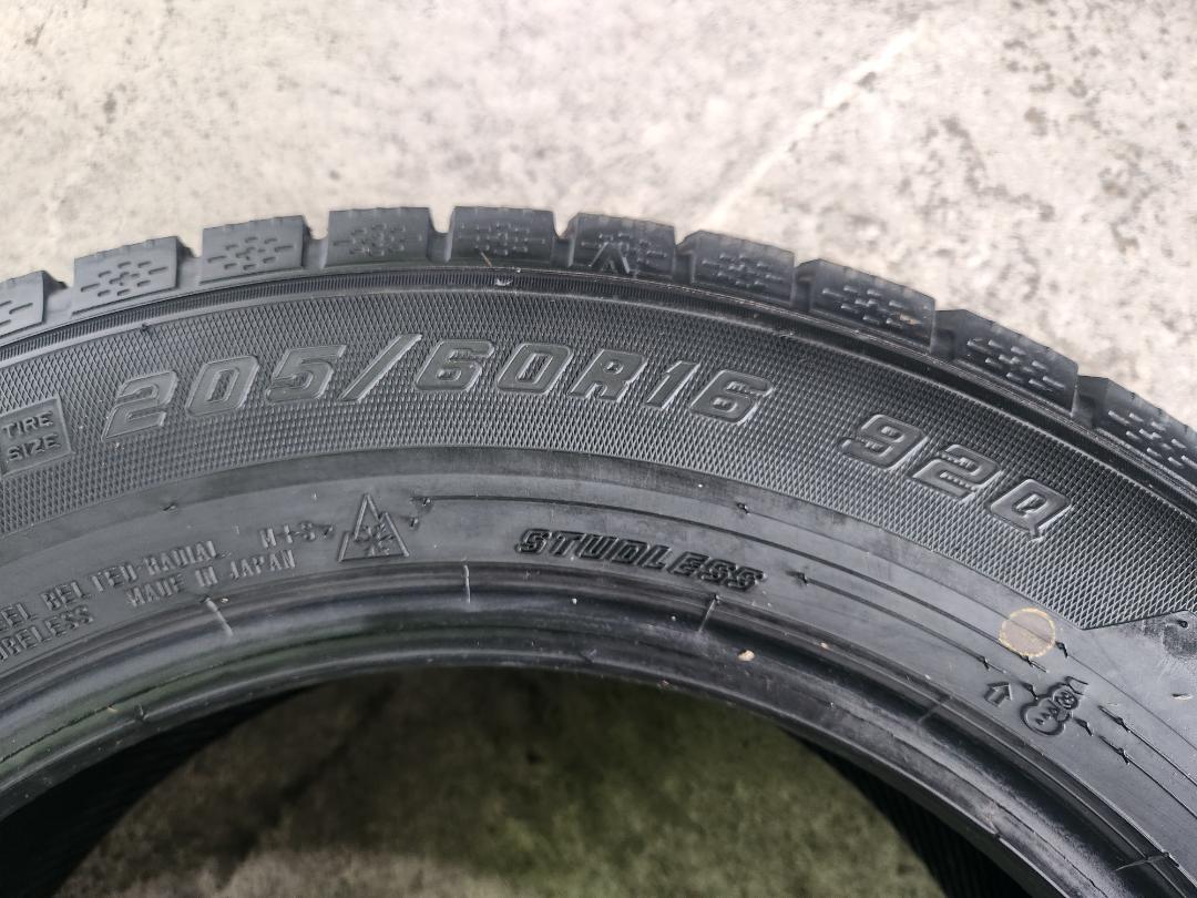 送料込☆2022年製 グッドイヤータイヤ 205/60R16日本製☆2本