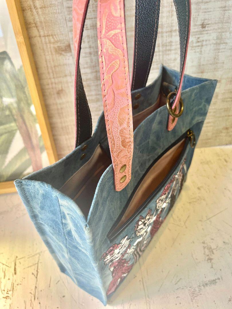 ロラライハリス♡ライトブルーWデニム♡刺繍の多機能スクエア