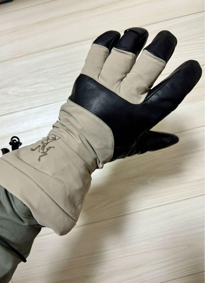 arc'teryx  グローブ　フィション　SV