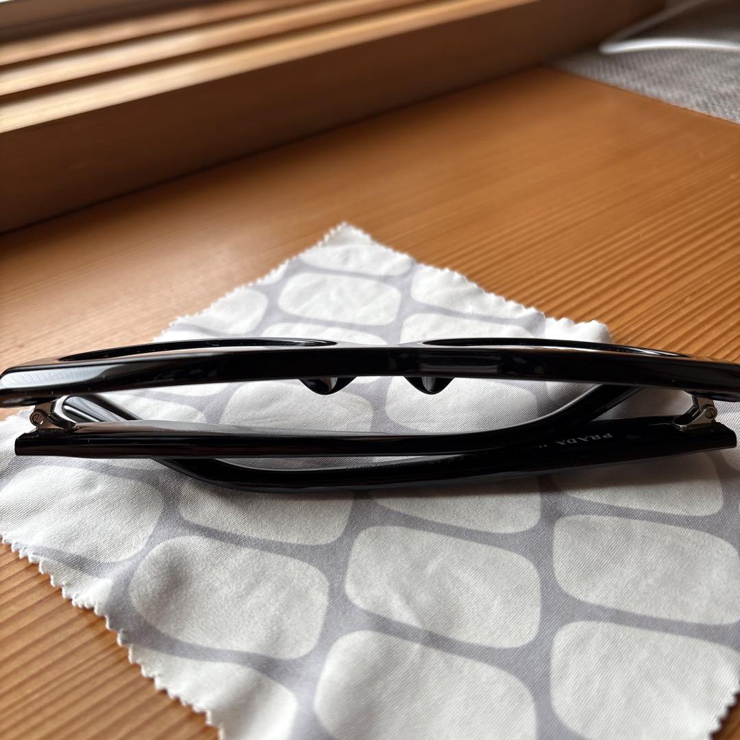 PRADA サングラス