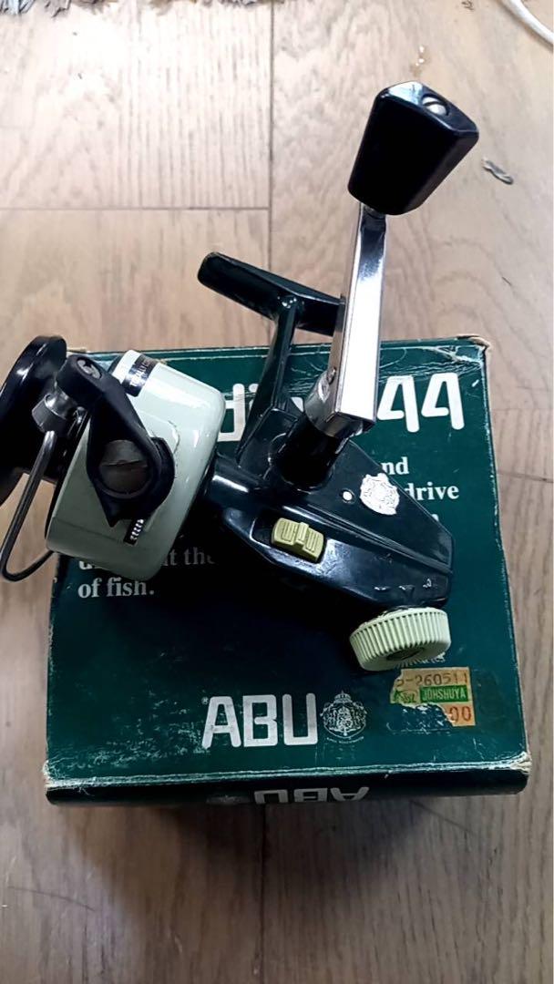 アブカーディナル44