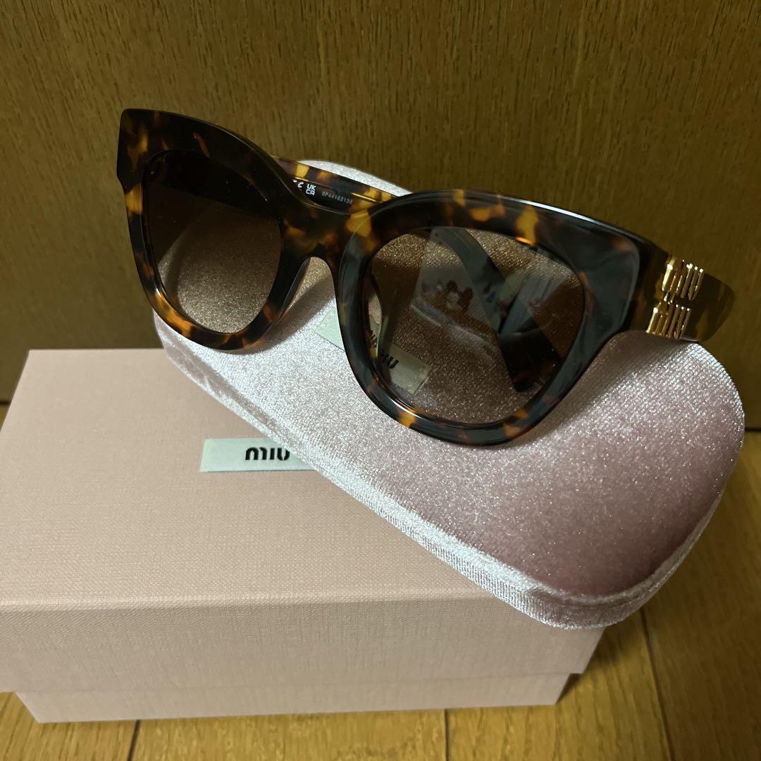 miumiu サングラス　べっこう