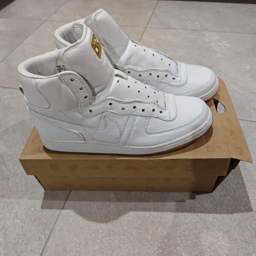ナイキ ターミネーター NIKE TERMINATOR HIGH LUX とっておきし新春