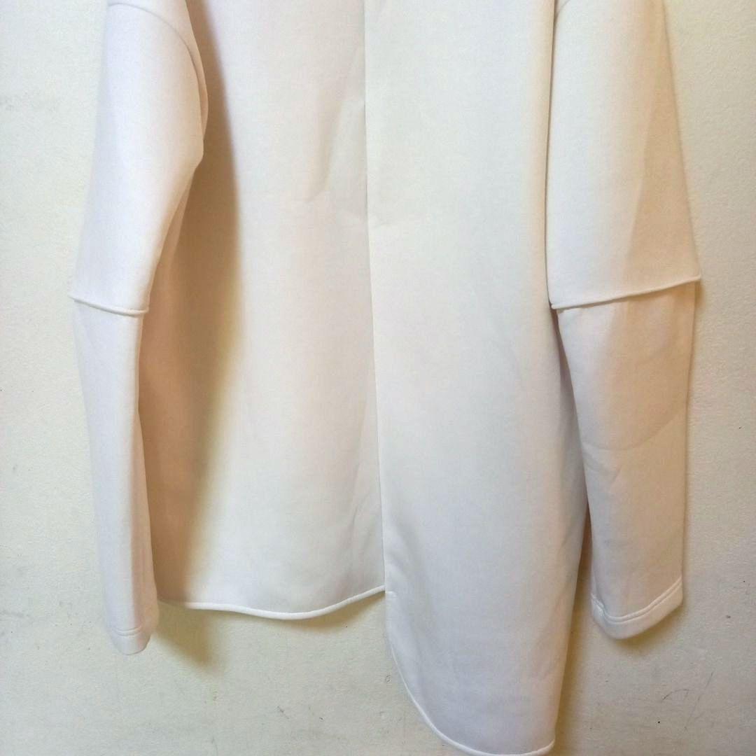 UN3D.カーブスリットトップス¥26,400秋冬デザイントレンド着心地◎ UN3D.カーブスリットトップス¥26,400秋冬デザイントレンド着心地◎