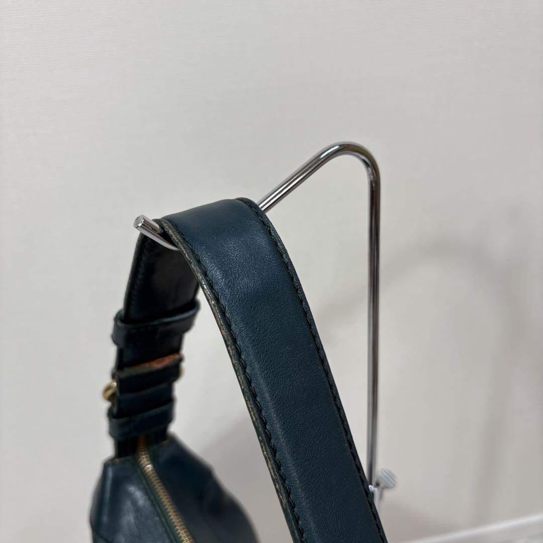 CELINE セリーヌ　トリオンフ　ハーフムーン　ワンショルダーバッグ　グリーン