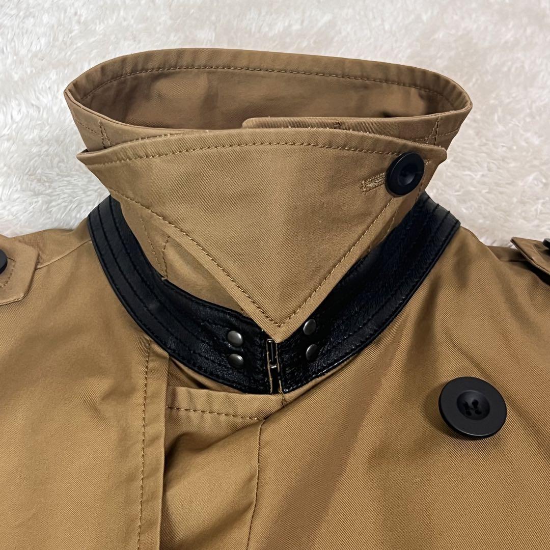 ベージュ