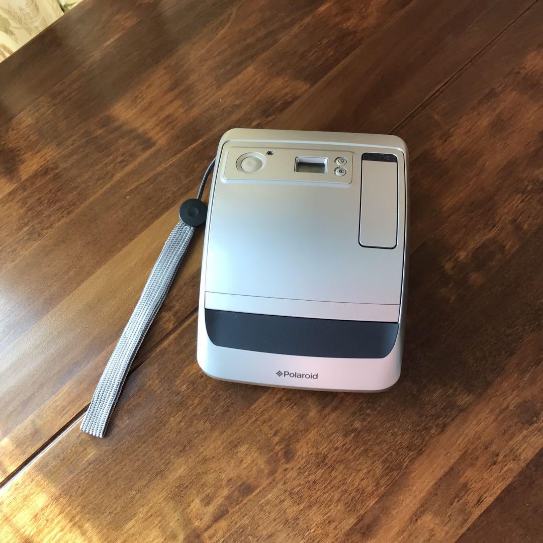新品未開封】Polaroid ポラロイド ONE600 クラシック