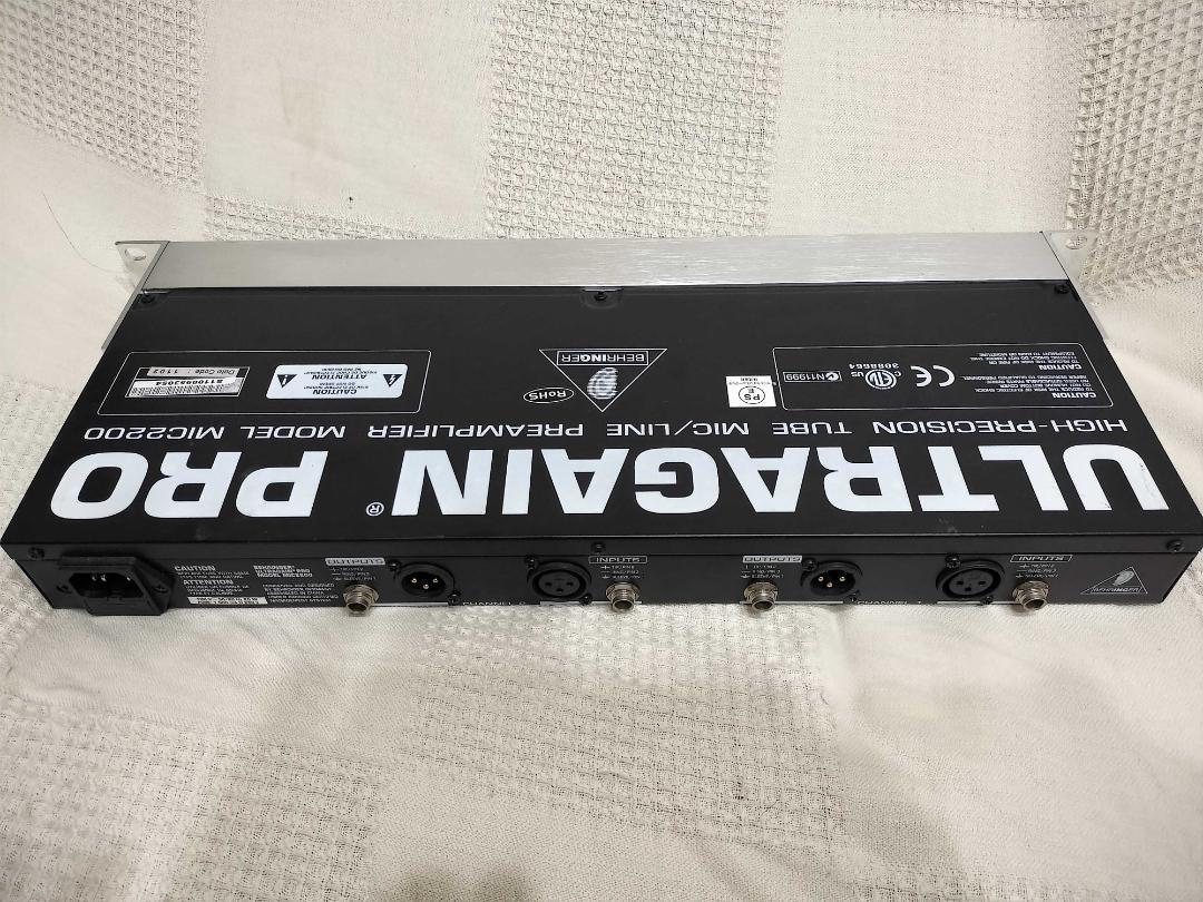 BEHRINGER MIC2200 ULTRAGAIN PRO マイクプリアンプ