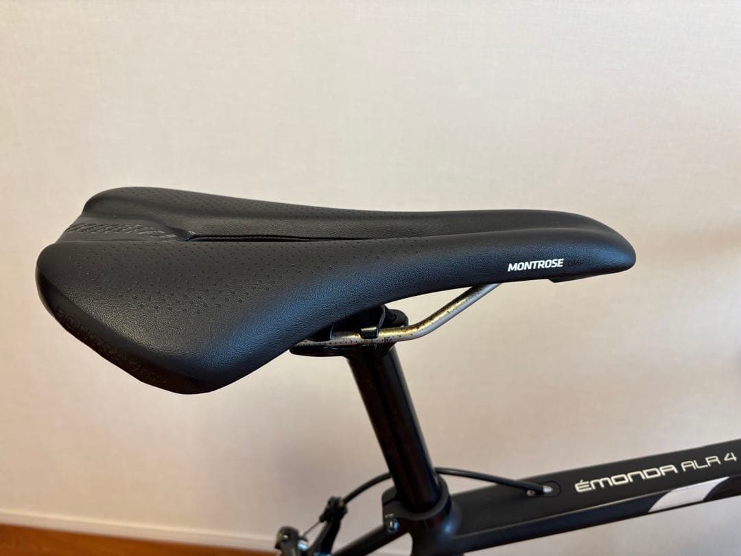 EMONDA ALR4 BLK サイズ54 EMONDA ALR4 BLK サイズ54