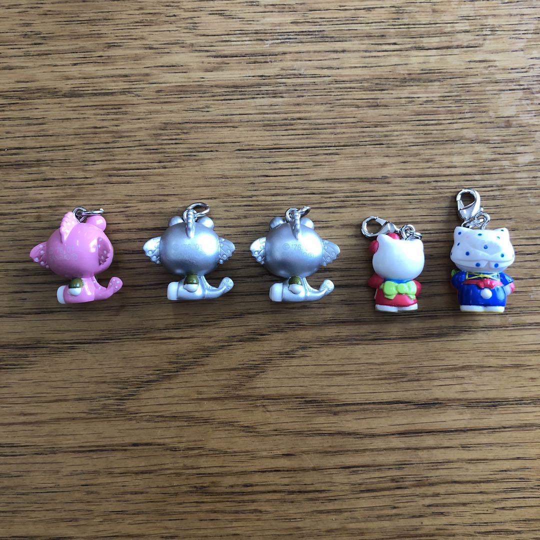 ファスナーマスコット　キティちゃん【４５個セット】