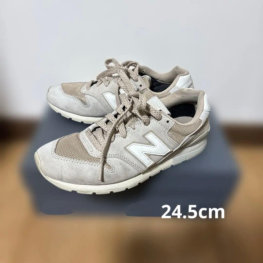ニューバランス　スニーカー　CM996TF2 24.5センチ　ベージュ