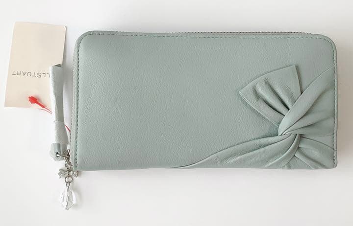 新品☆ジルスチュアート☆スパイラル ラウンドファスナー長財布