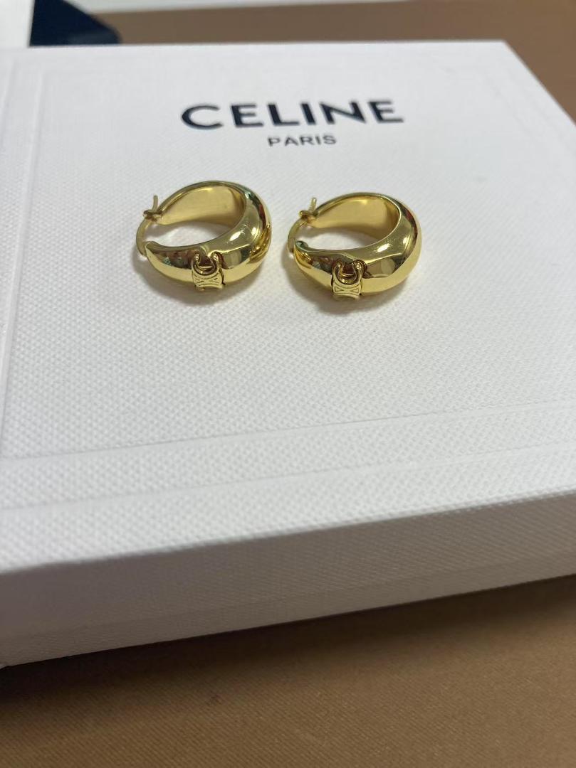 Celine ピアス