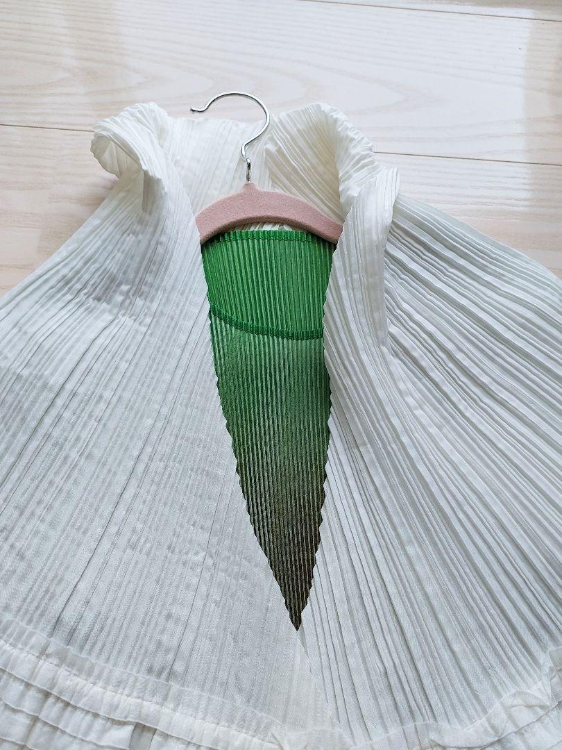 難あり▪︎イッセイミヤケ▪︎ISSEY MIYAKE ▪︎夏のブリーツストール 難あり▪︎イッセイミヤケ▪︎ISSEY MIYAKE ▪︎夏のブリーツ