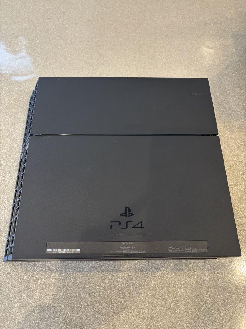 PlayStation4 ブラック 本体 PS4 CUH-1200A 500GB PlayStation4 ブラック 本体 PS4 CUH-1200A 500GB