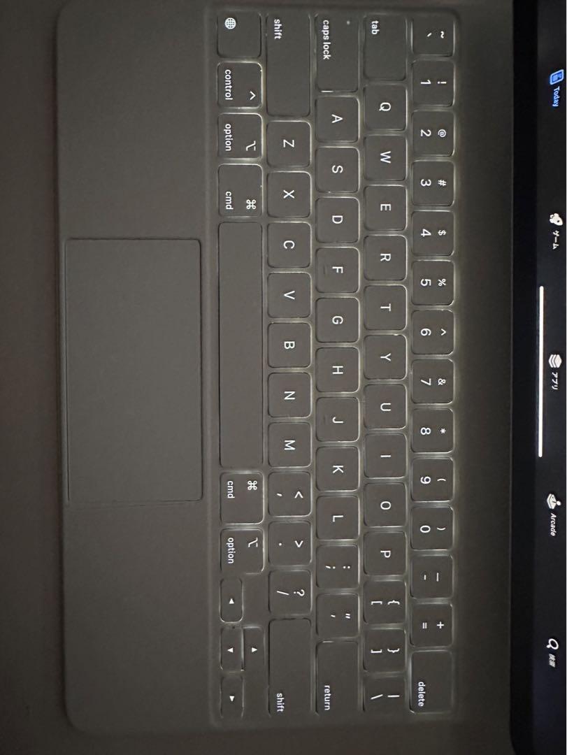 iPad Pro (第5世代)12.9インチ2TB バックライト付きキーボード 画像2