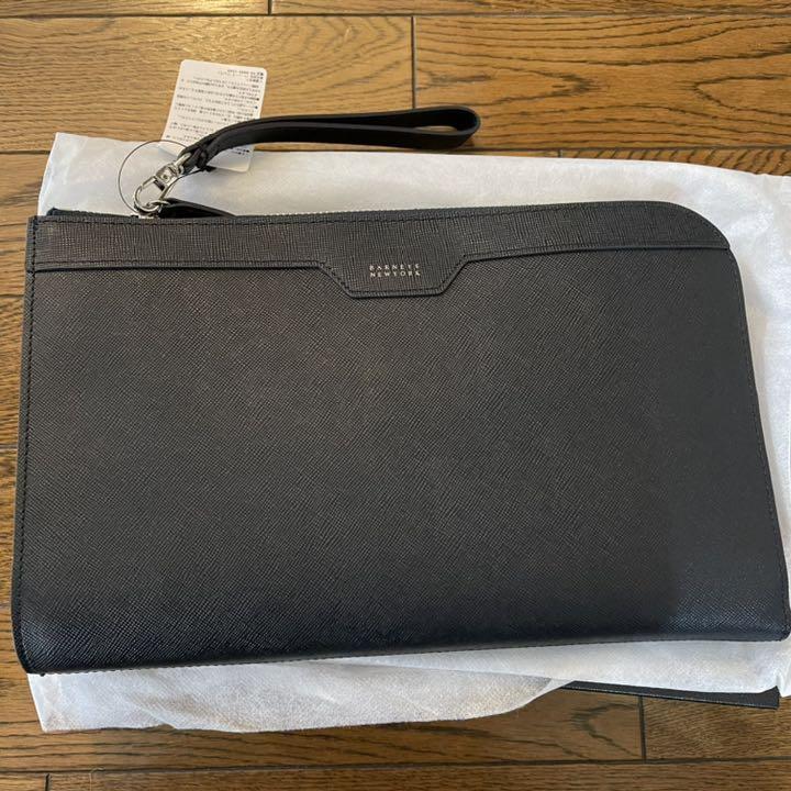 新品未使用 バーニーズ ハリアー クラッチバッグ セカンドバッグ