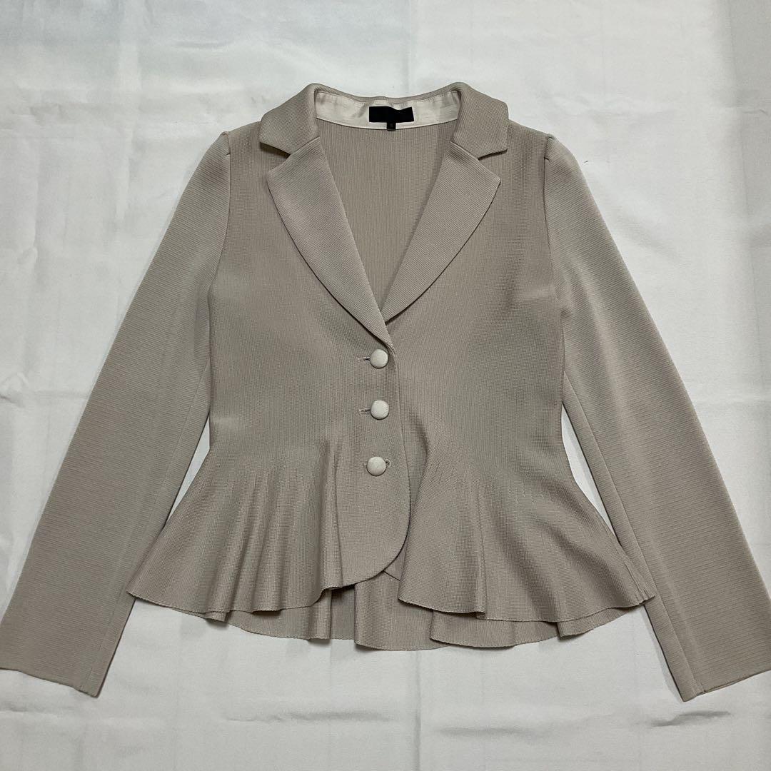 TO BE CHIC フレアジャケット　ベージュ　美品