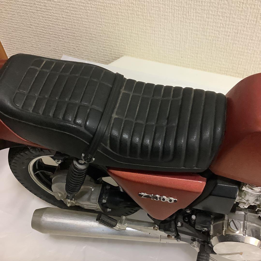 6777⑧Kawasaki Z1300 バイクモデル レッド　1/6スケール 6777⑧Kawasaki Z1300 バイクモデル レッド 1/6スケール - メルカリ