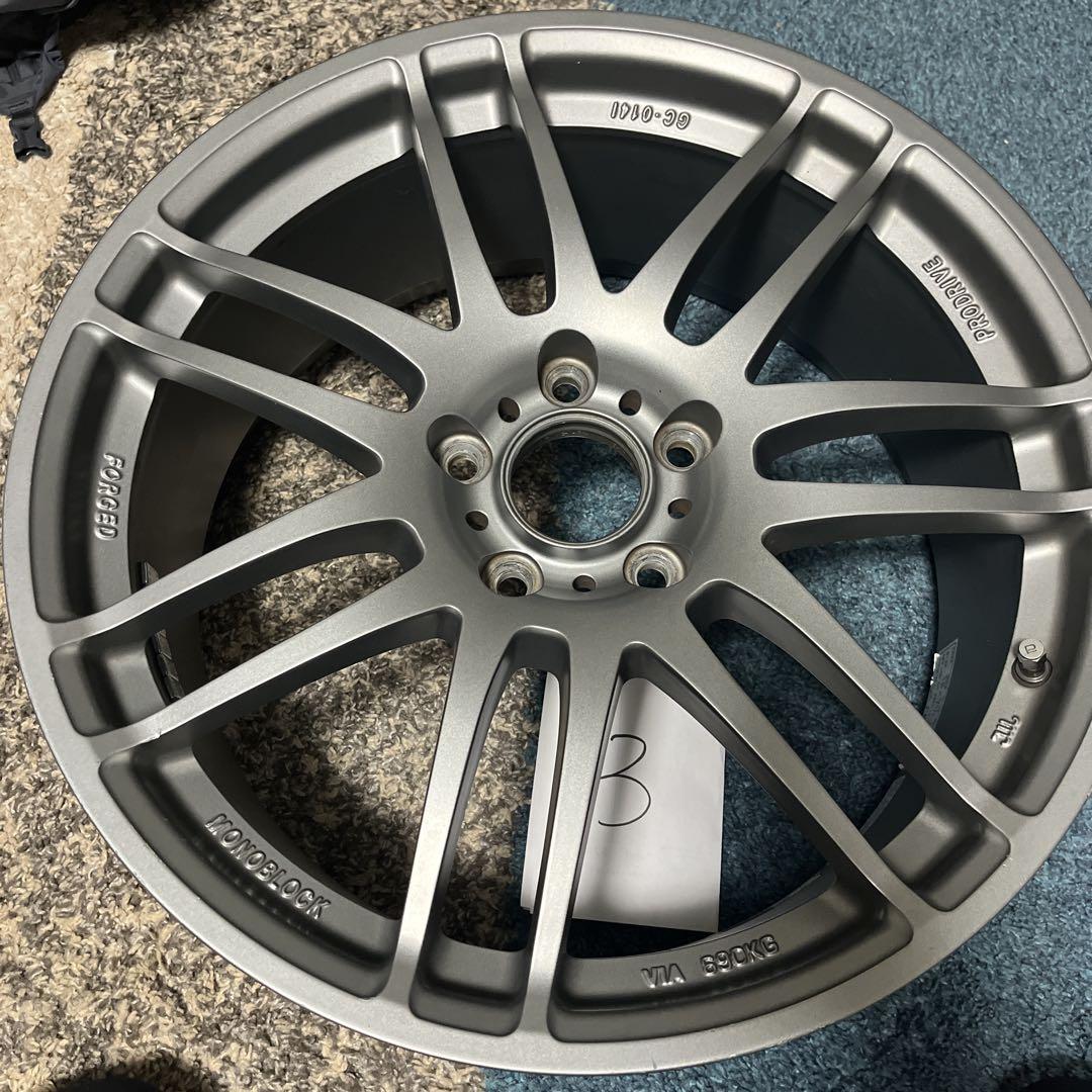 ブリヂストンホイール7.5J 18インチ