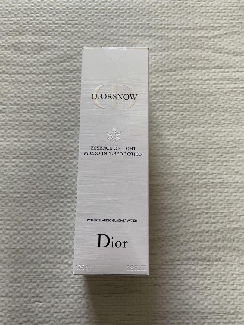 Dior スノーエッセンス オブ ライト マイクロ ローション