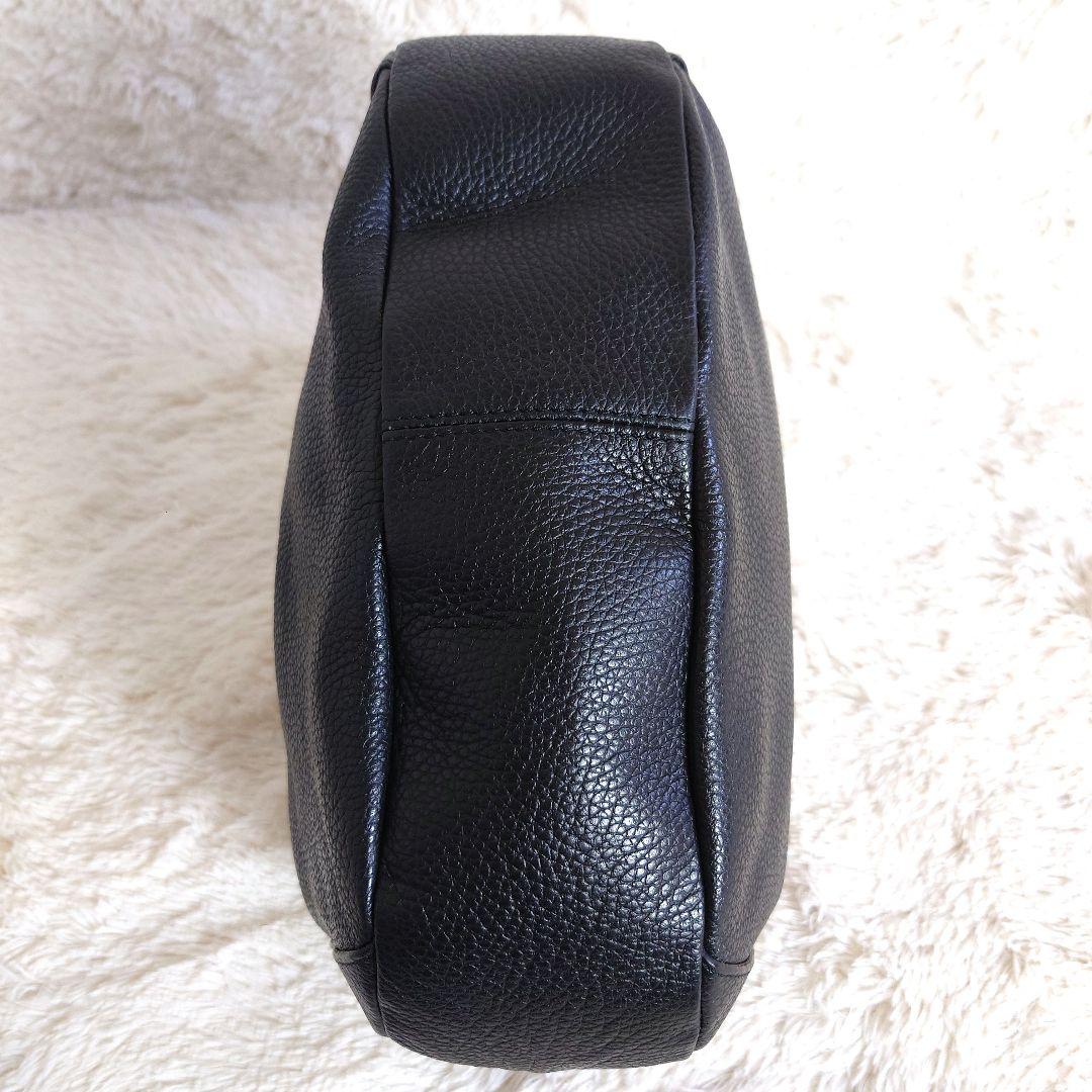 極美品 FURLA フルラ ショルダーバッグ 三日月型 シボ革
